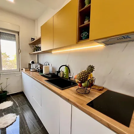 In - Prime Location Appartement