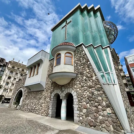 In - Prime Location Szkopje