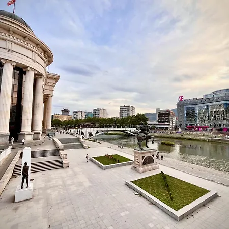 In - Prime Location Apartman