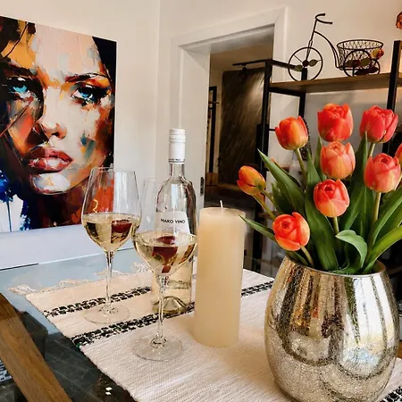 Appartement In - Prime Location *